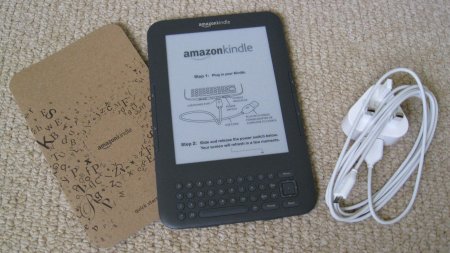 Kindle Box contents