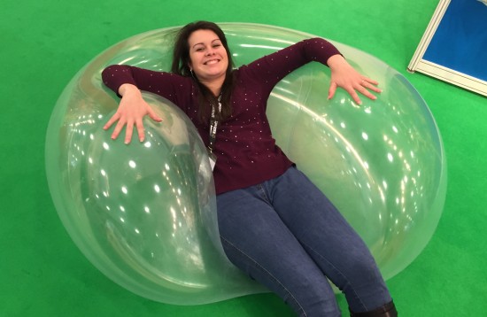 Kelly dives into a Wubble Bubble